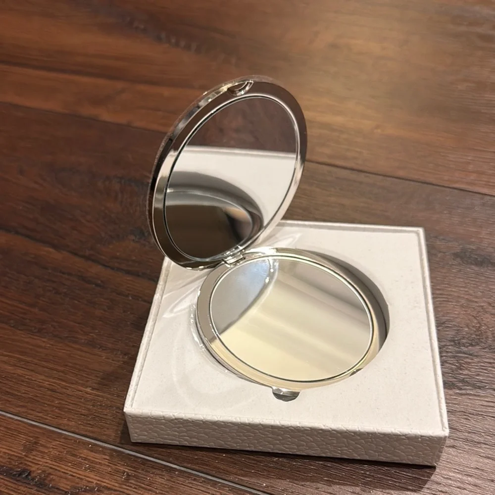 Dior New in box Silver Pocket Mirror with White Box (beauty VIP novelty)
